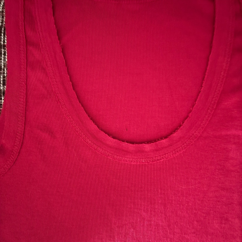 Crown jewel scoopneck tank